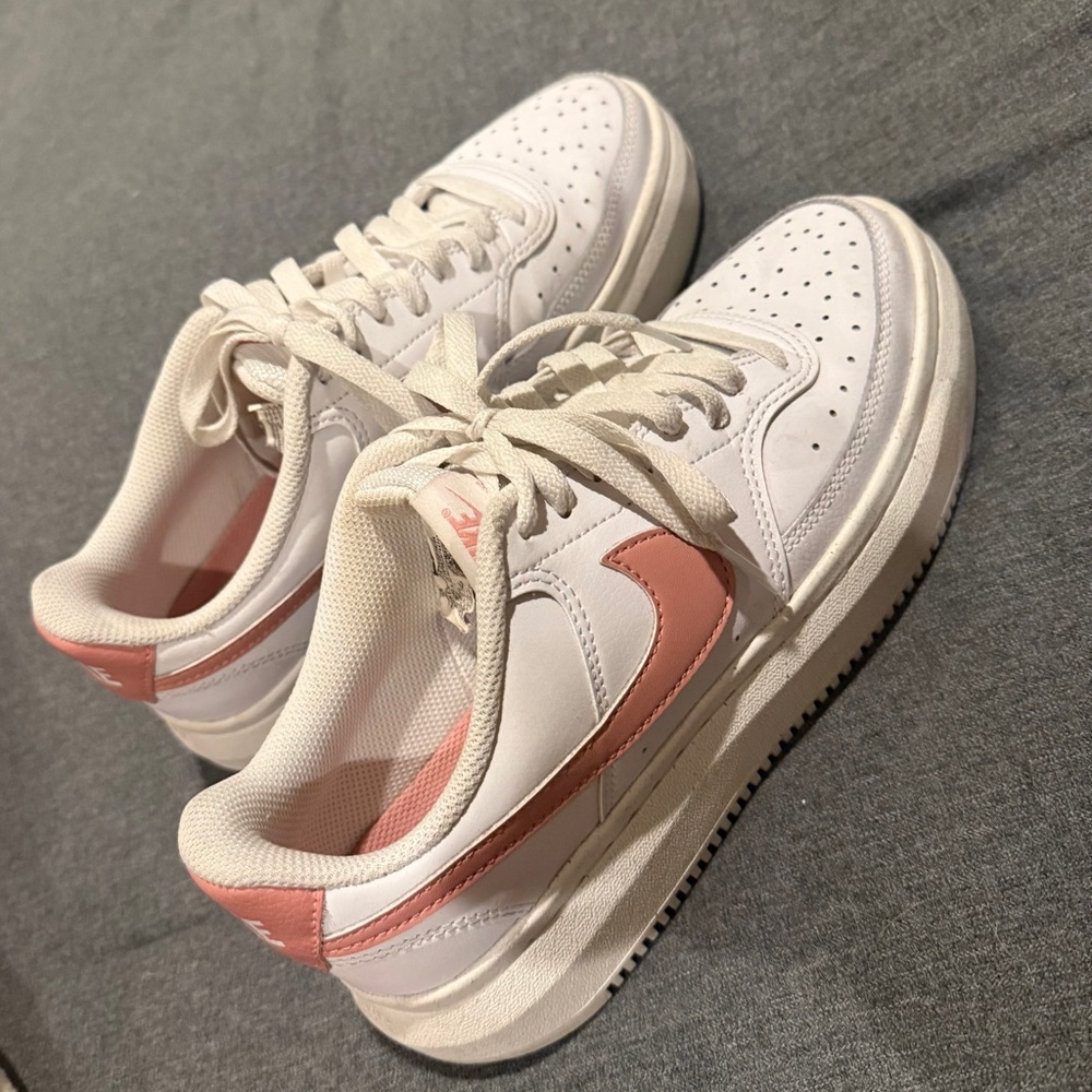 Nike Women’s White Sneakers with Pink Swoosh